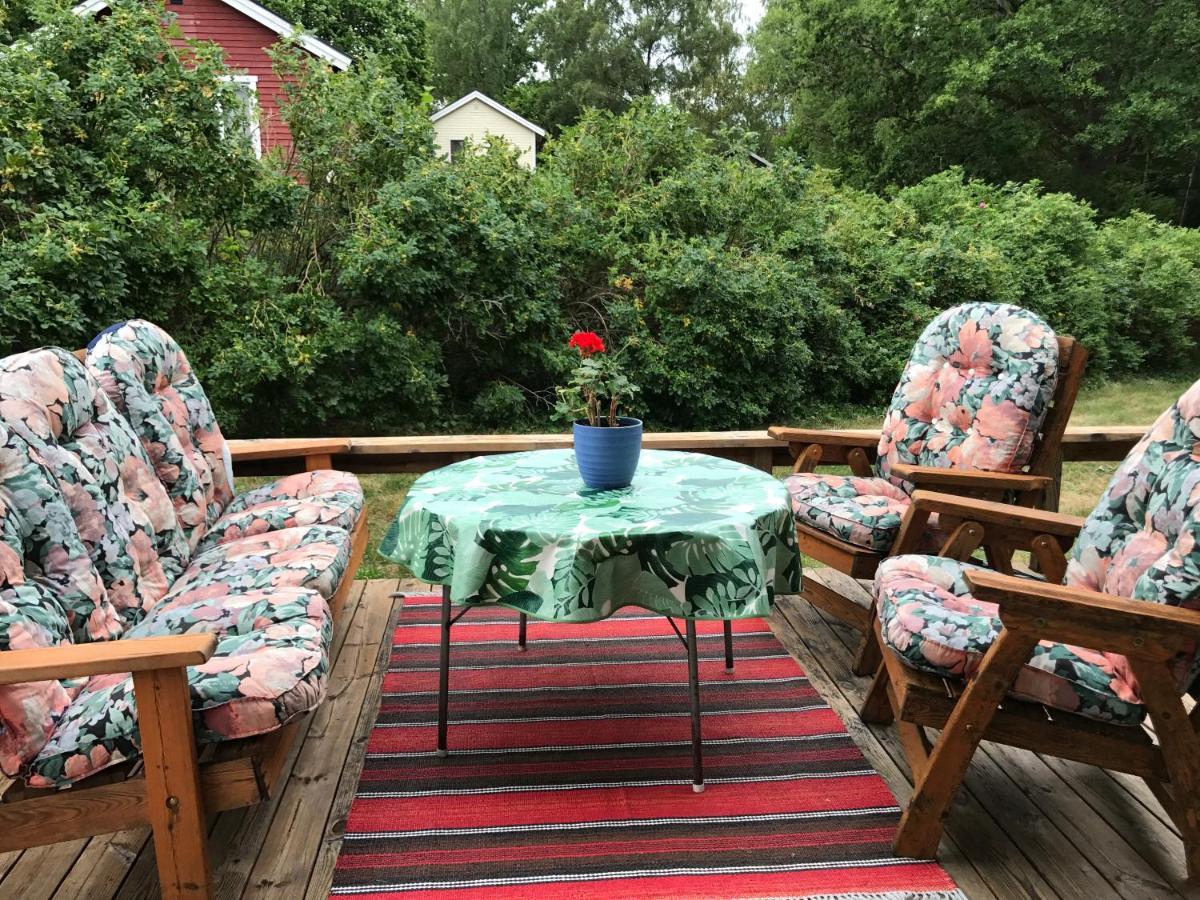 Stenhaella Bed&Breakfast Holmsjo Exterior photo