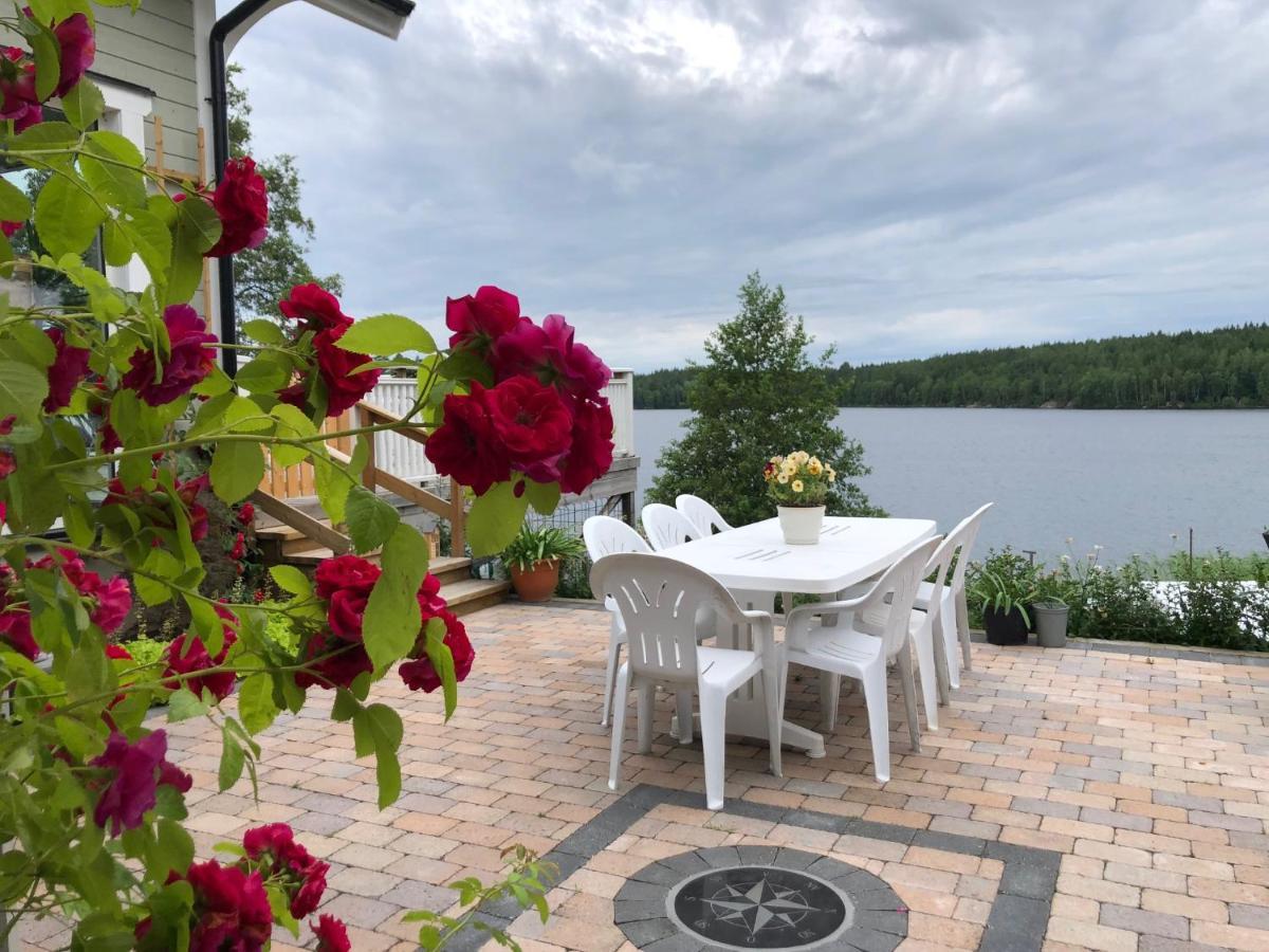 Stenhaella Bed&Breakfast Holmsjo Exterior photo